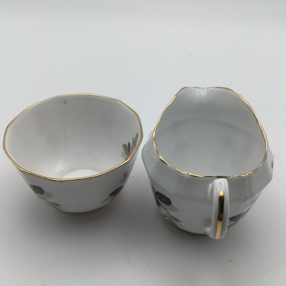 Vintage Clarence England Bone China Roses Creamer and Sugar - Picture 2 of 8